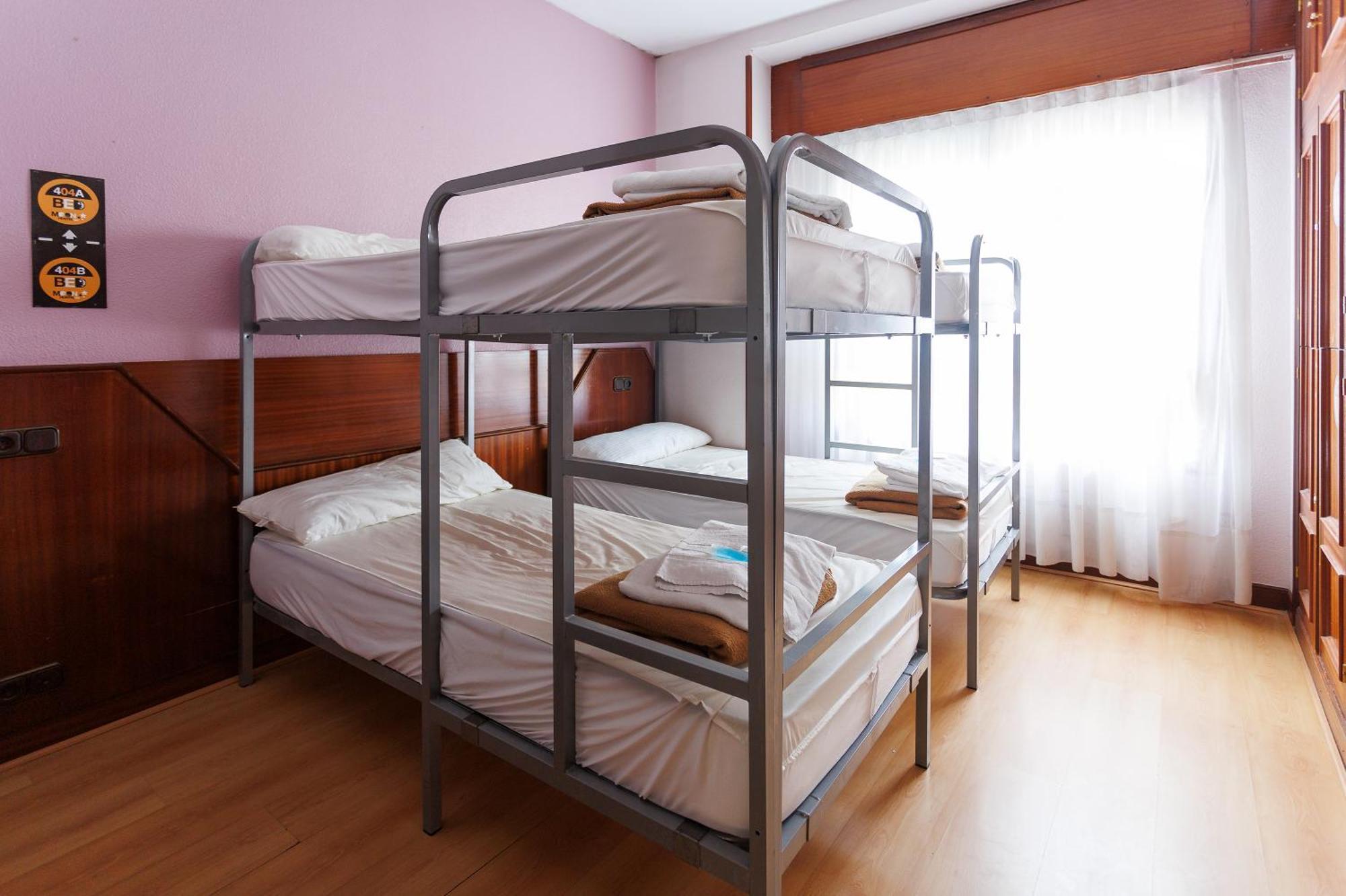 Moon Hostel Bio Bilbao Ngoại thất bức ảnh