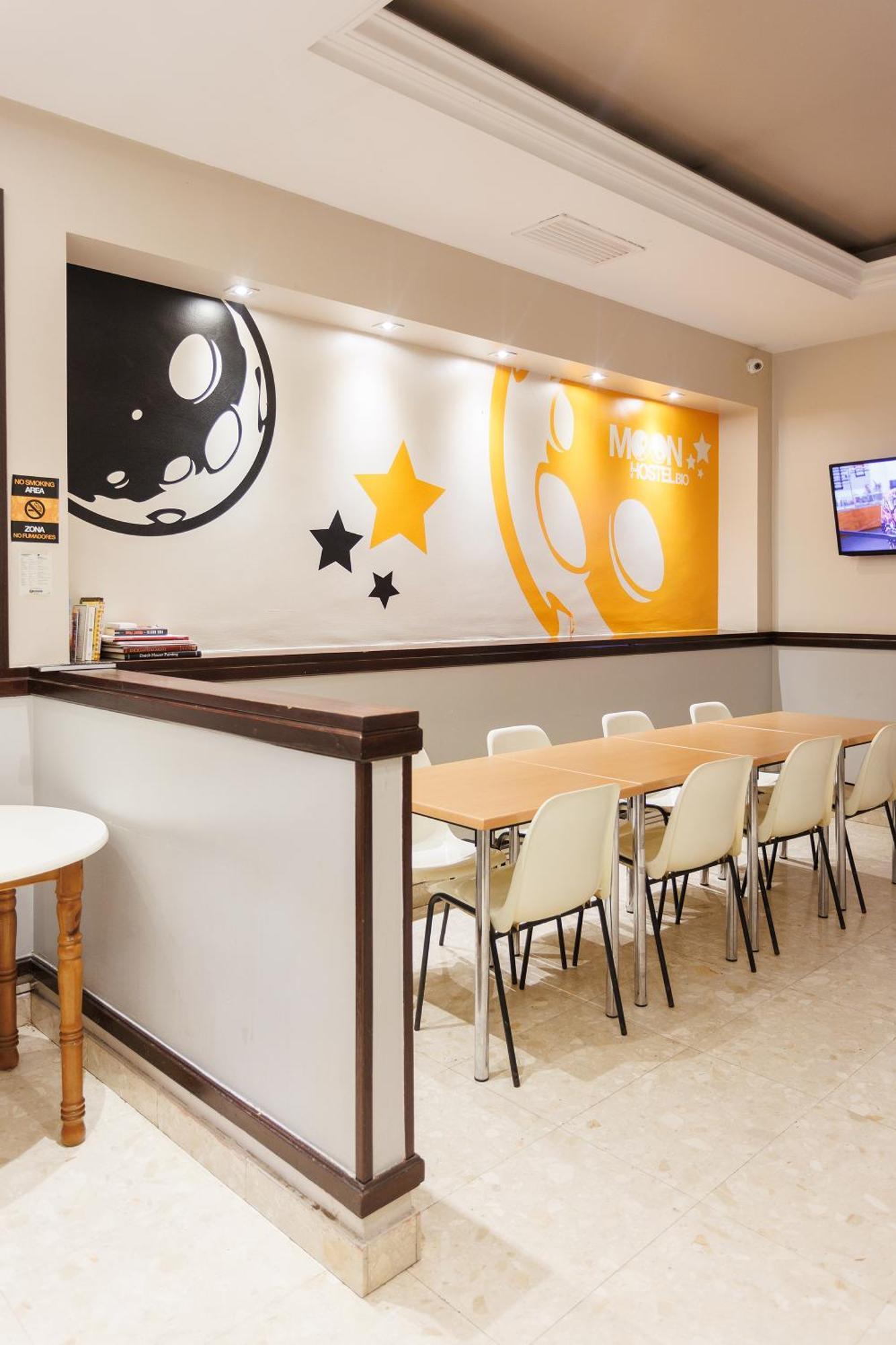Moon Hostel Bio Bilbao Ngoại thất bức ảnh